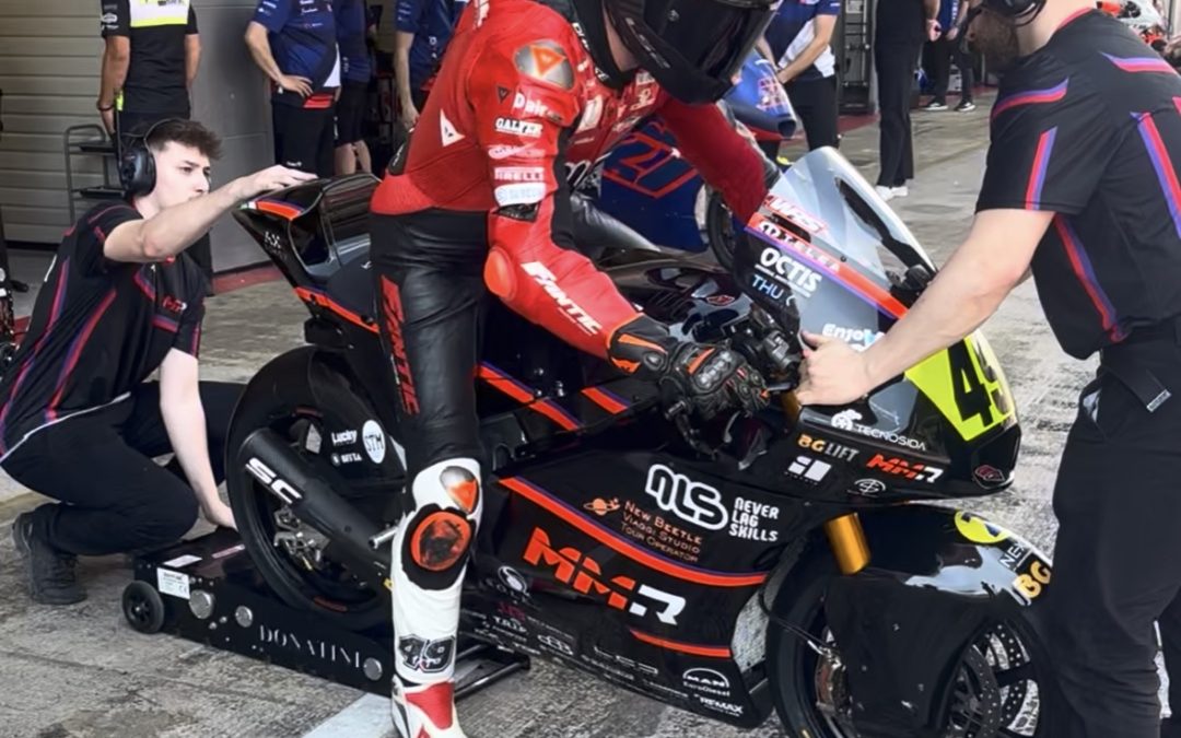 NUOVA SQUADRA E PRIMO TEMPO: MMR AL TOP A BARCELLONA